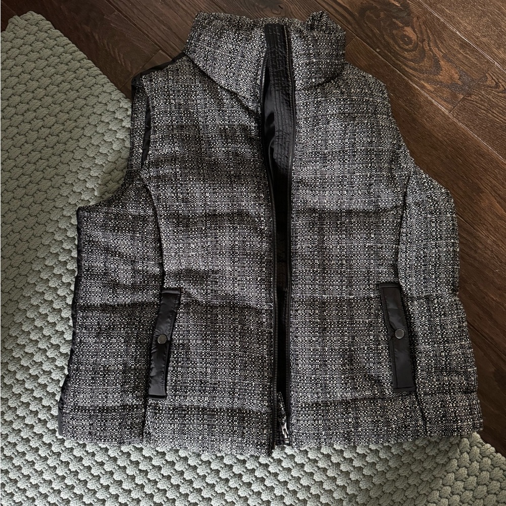 Talbots Black and Gray Tweed Quilted Vest